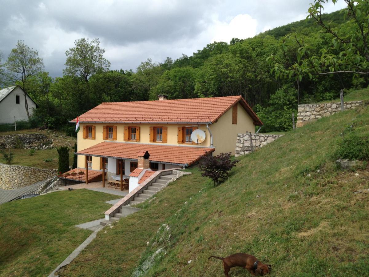 Judit Vendégház Sümeg Exterior foto